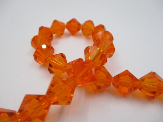 Crystal BIC 10mm Orange +/-32pcs