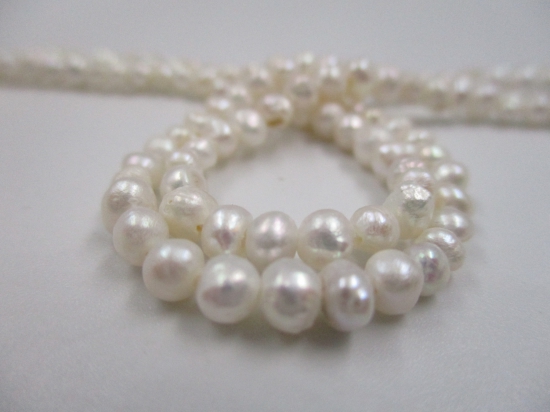 Fresh Water Pearl 4mm Lt Cream +/-36cm