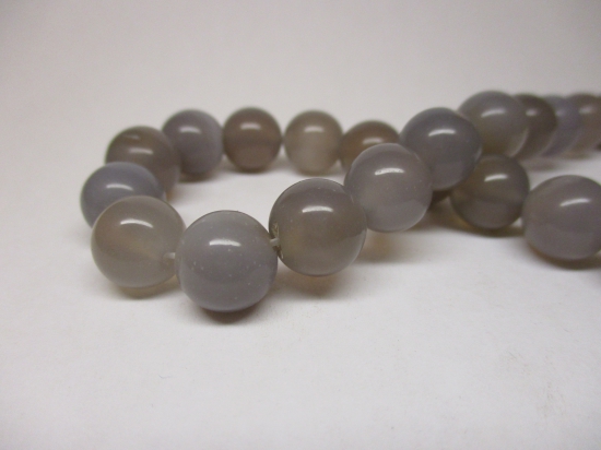 Grey Agate 8mm +/-47pcs