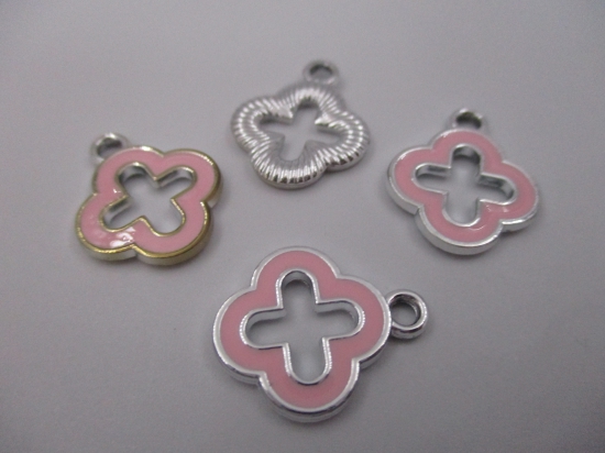 Charm  4pcs Pink