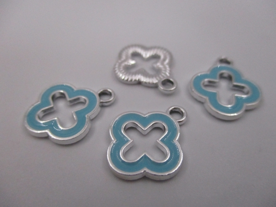 Charm  4pcs Turq